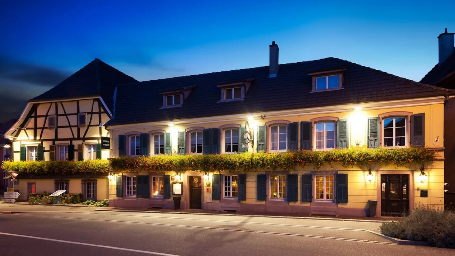 Façade Auberge Saint-Laurent restaurant étoilé Saint-Louis 3 Pays